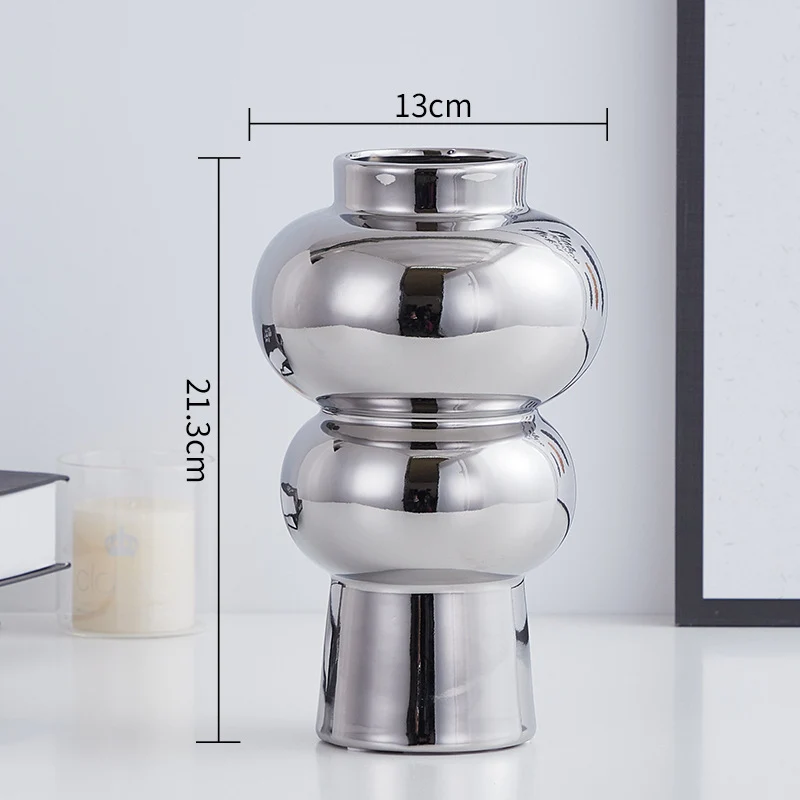 Elegante Moderne Keramikvase Karnz