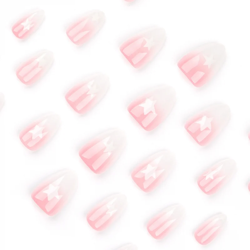 Artful Nail Art with Star Motif Stornfield