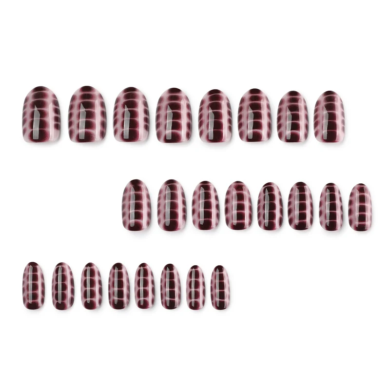 Artful nail art with snake motif Stornfield