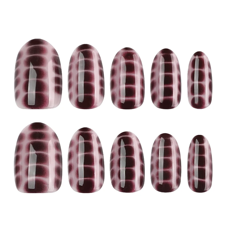 Artful nail art with snake motif Stornfield