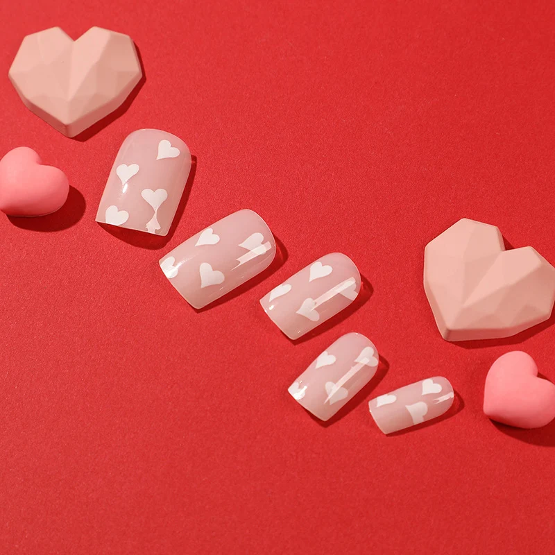 Artistic Nail Art with Heart Motif Stornfield