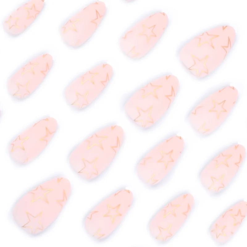 Artful Nail Art with Golden Star Motifs Stornfield