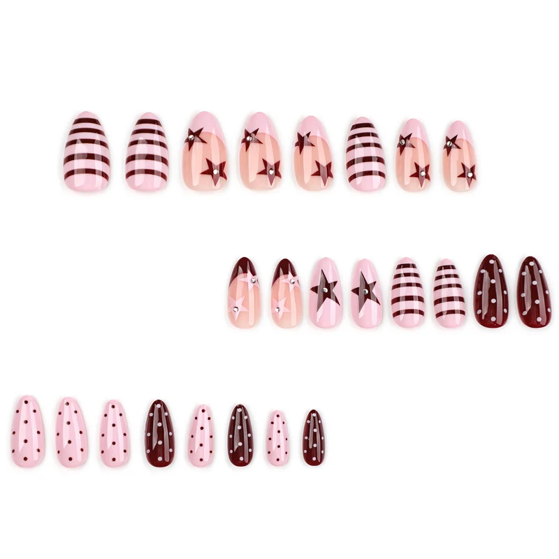Artful nail art with glittering star motifs Stornfield