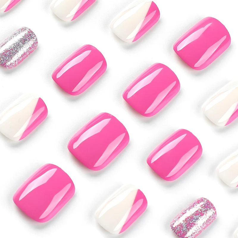 Artistic Nail Art with Glitter Accents and Ombre Design Stornfield