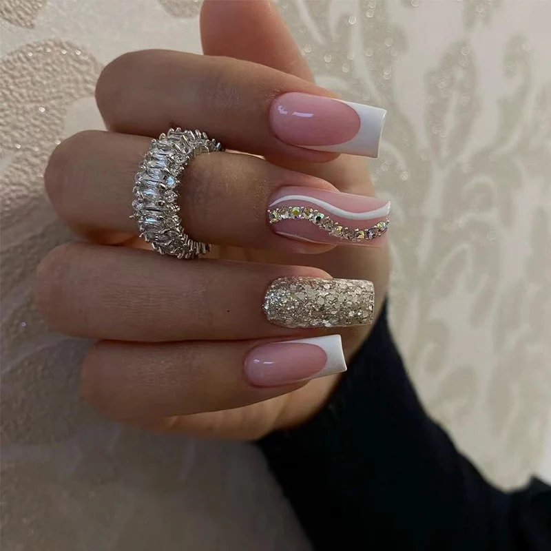 Artistic Nail Art with Glitter and Wave Accents Stornfield