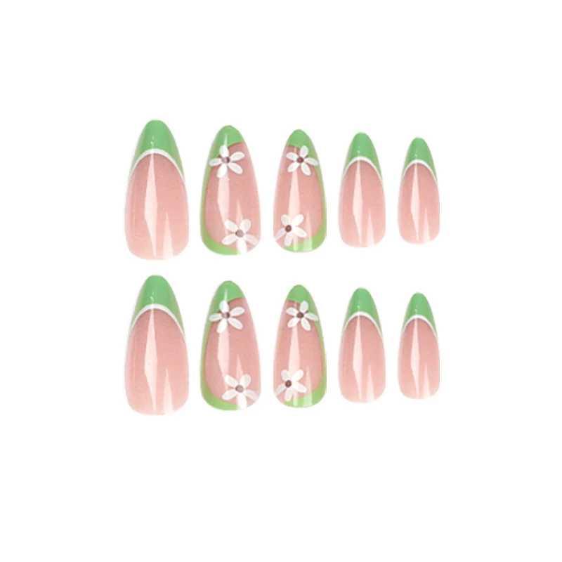 Artistic Nail Art with Floral Details Stornfield