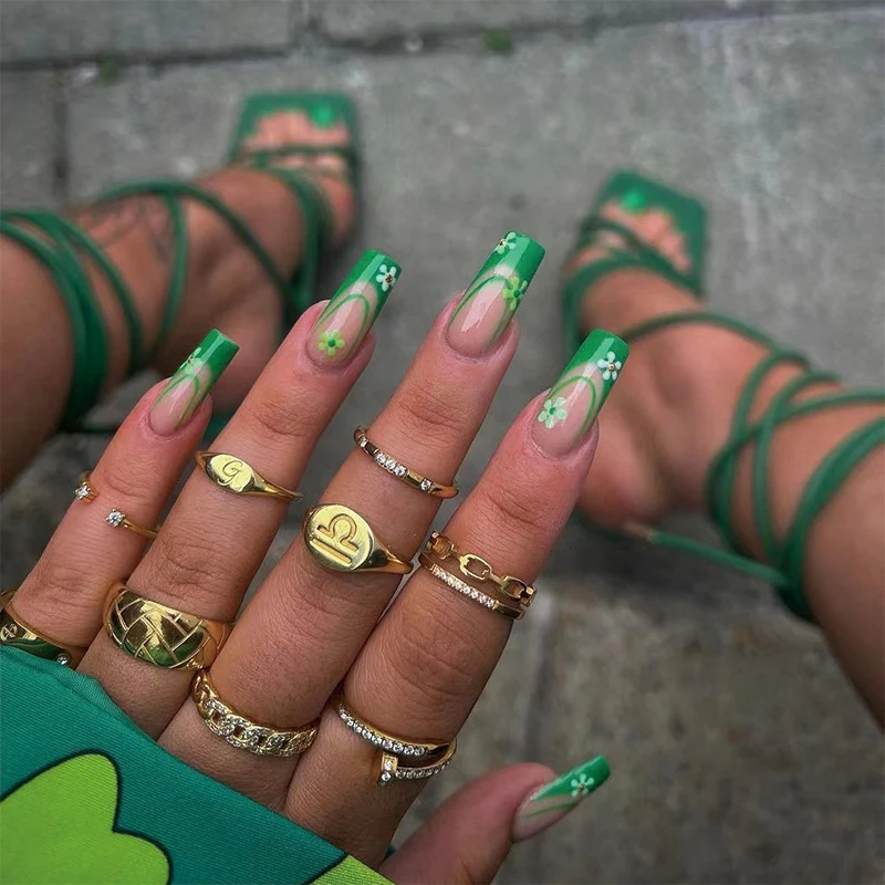 Artful nail art with floral accents and elegant design Stornfield