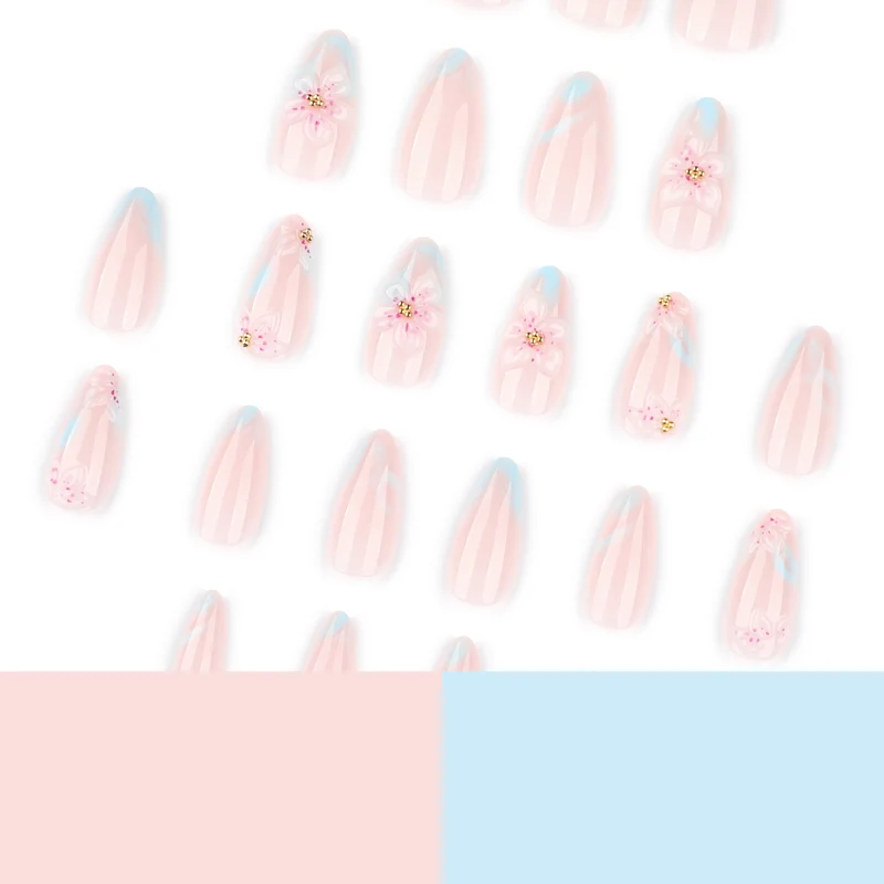 Artful Nail Art with Floral Accents Stornfield