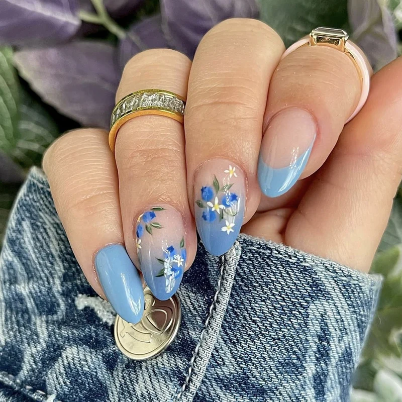 Artful Nail Art with Floral Design Stornfield