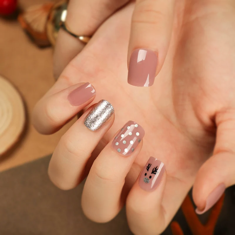 Artful Nail Art with Festive Accents Stornfield