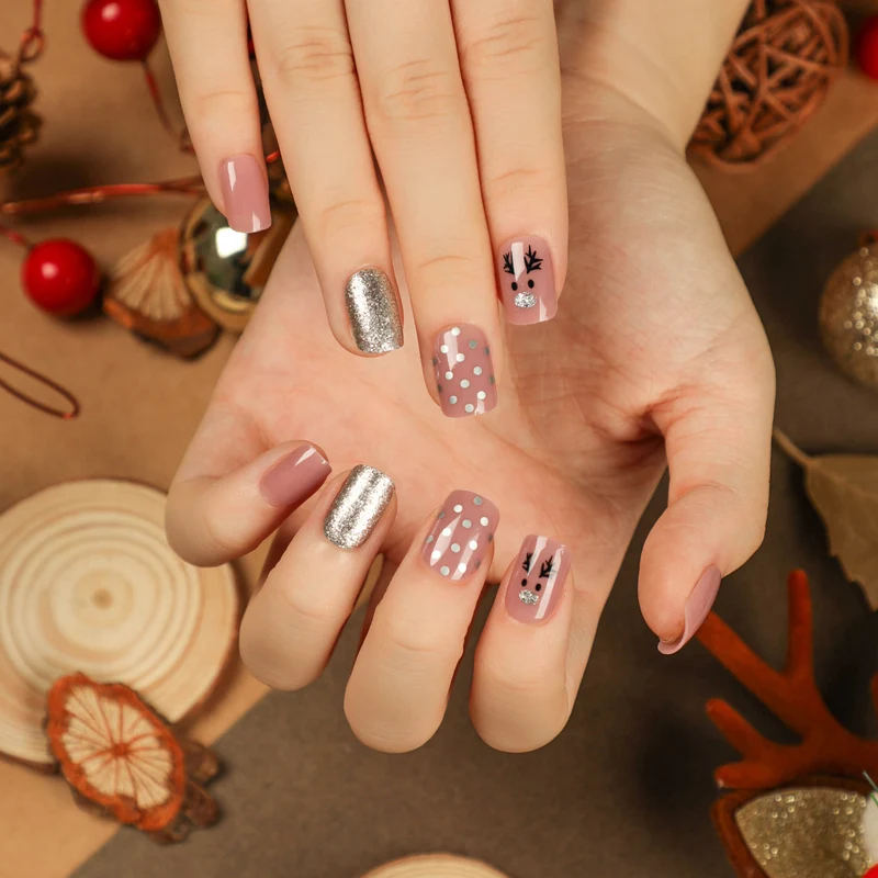 Artful Nail Art with Festive Accents Stornfield