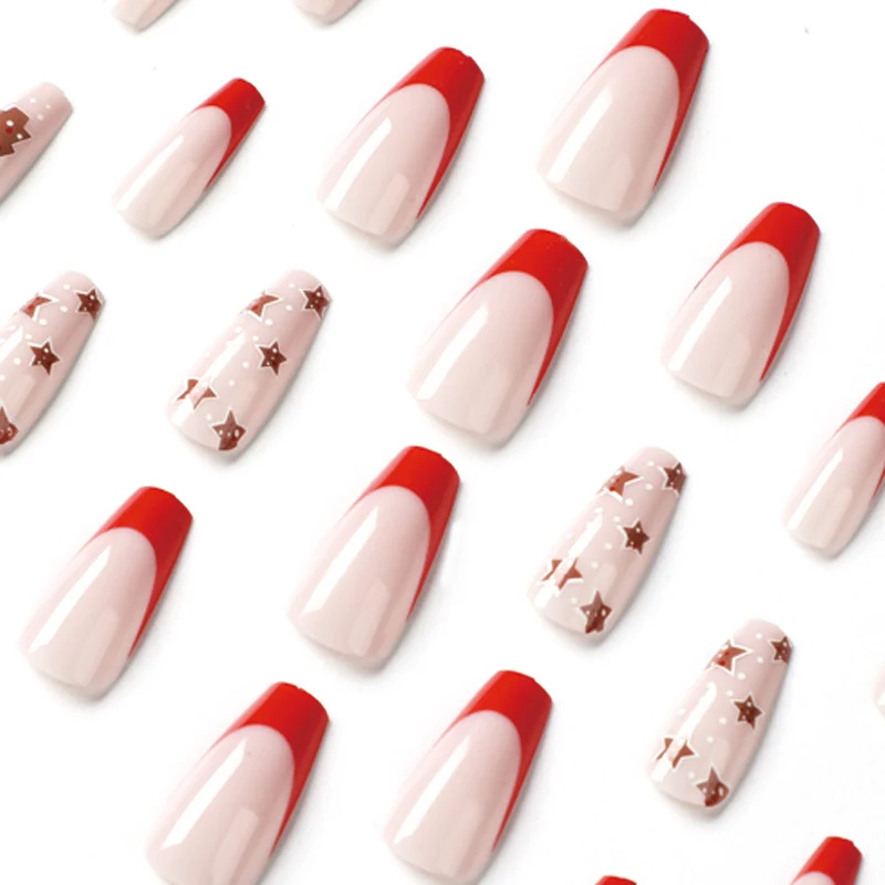Artful Nail Art with Festive Christmas Design Stornfield
