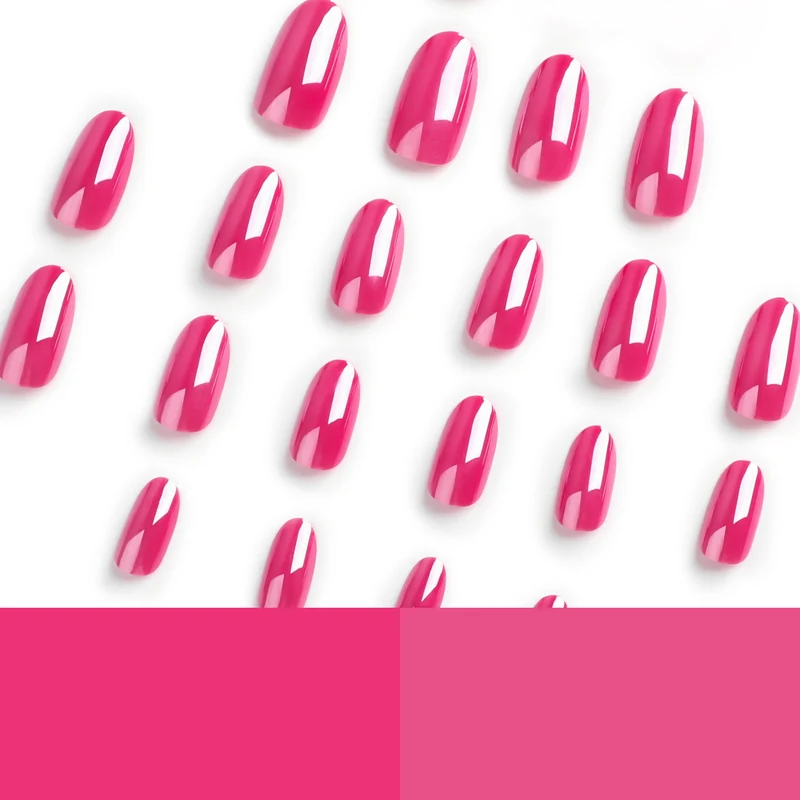 Artful nail art in trendy design Stornfield