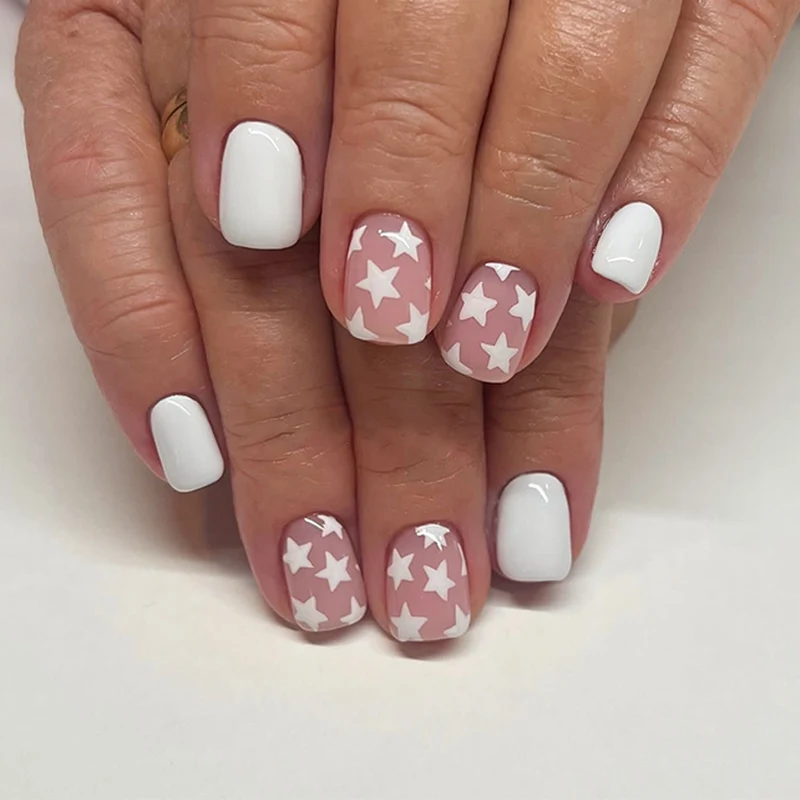 Artful Nail Art in Star Design Stornfield