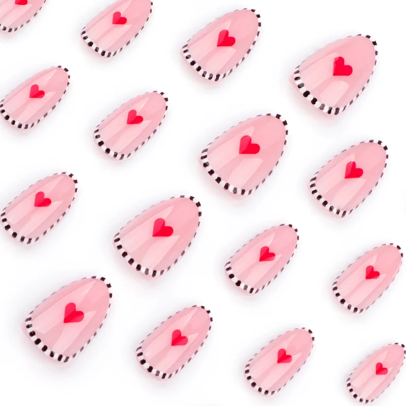 Artful Nail Art in Romantic Heart Design Stornfield