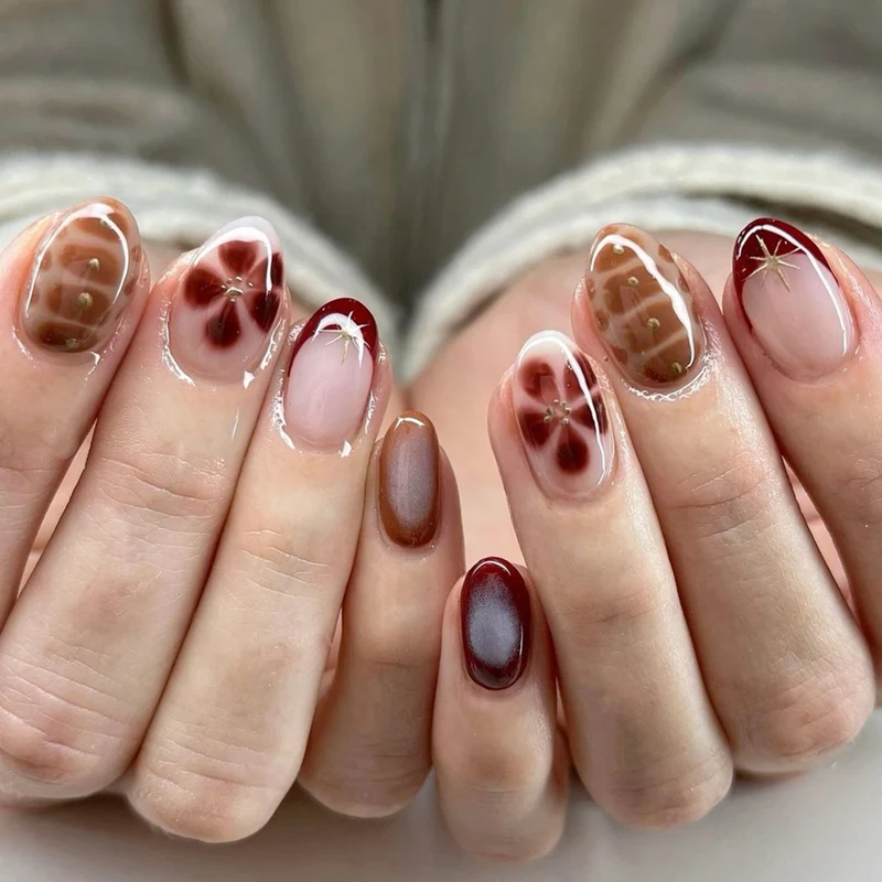 Artful Nail Art in Modern Style Stornfield