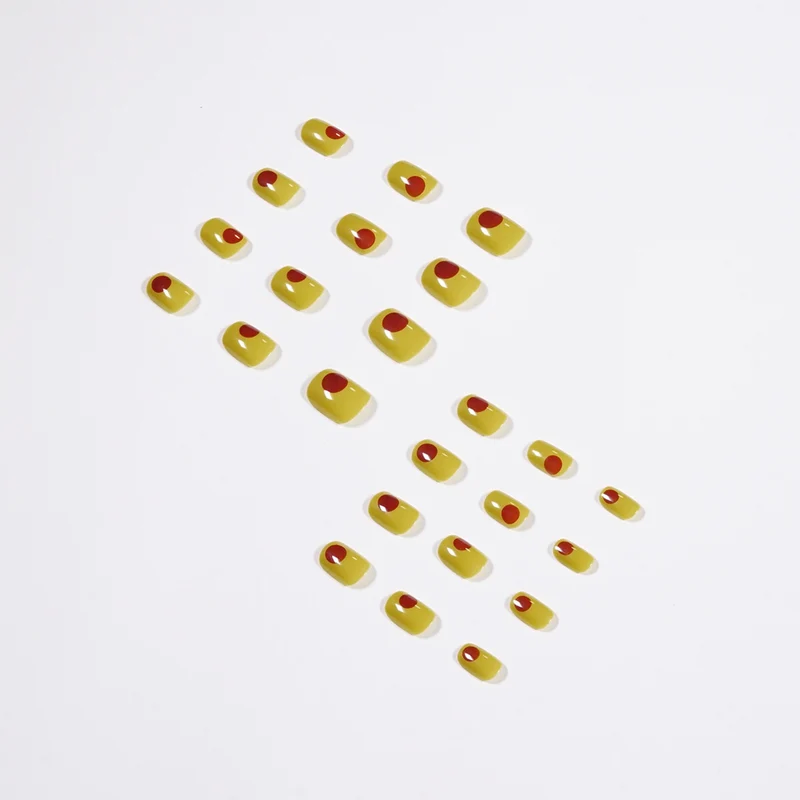 Artistic Nail Art in Modern Minimalism Stornfield