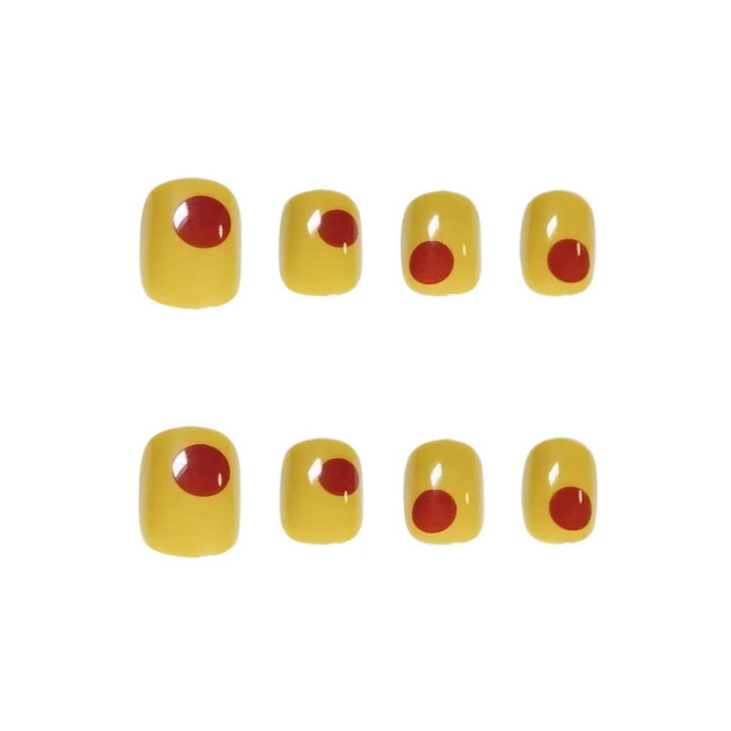 Artistic Nail Art in Modern Minimalism Stornfield