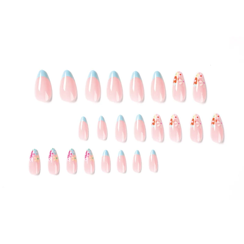 Artful Nail Art in Modern Floral Design Stornfield