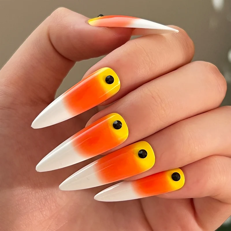 Artful Nail Art in Halloween Design Stornfield
