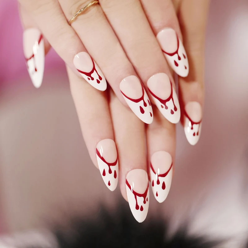 Artful Nail Art in Halloween Design Stornfield