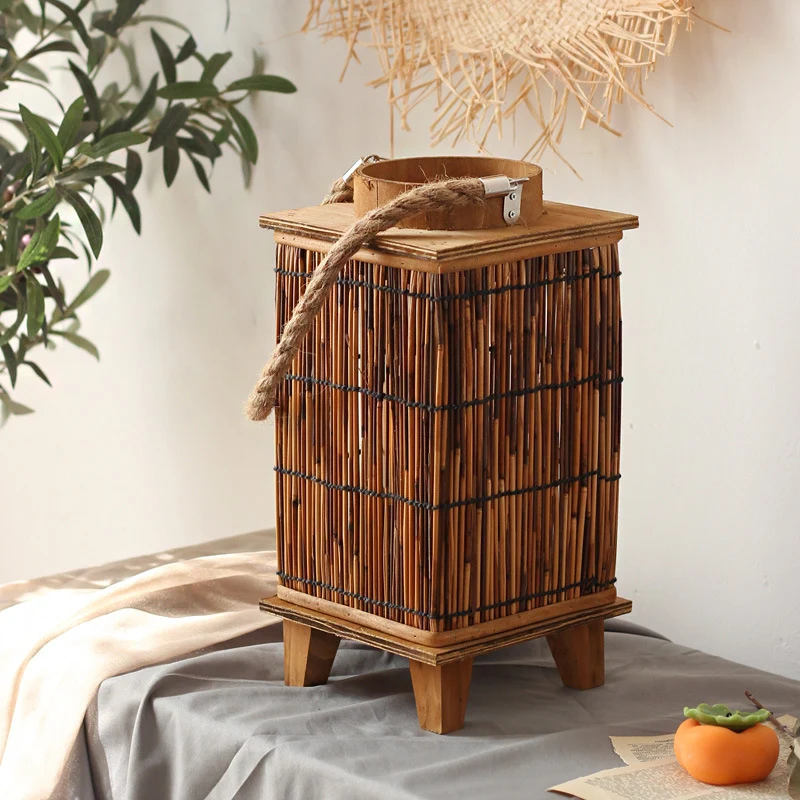 Dekorative Tischlaterne Karnz