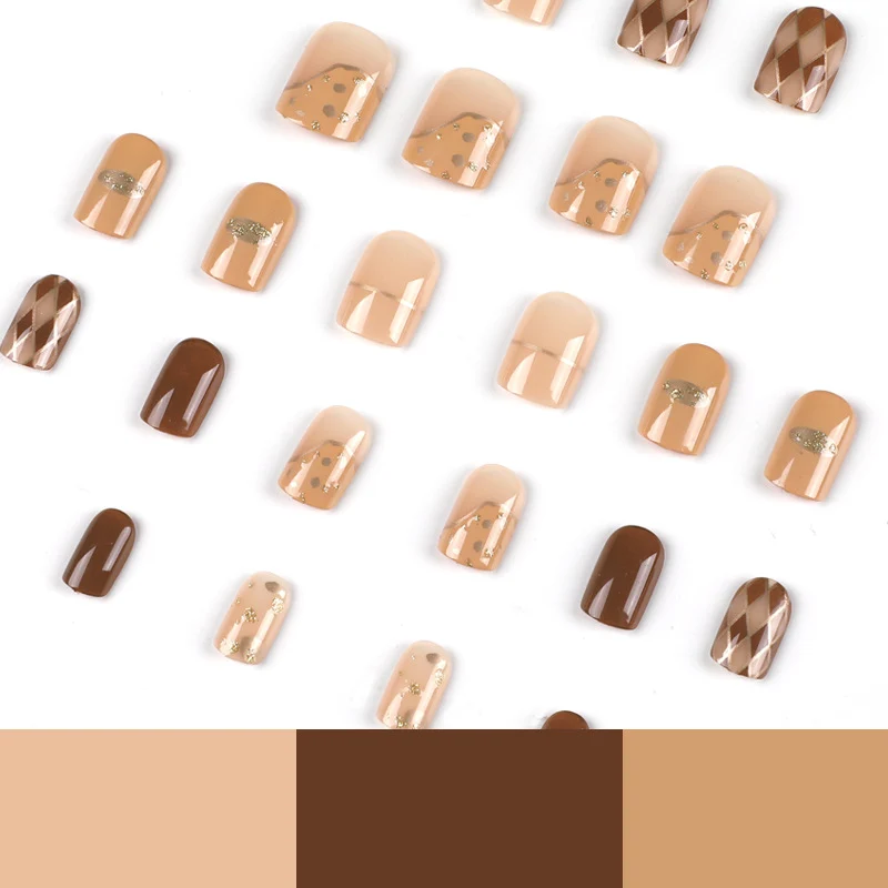 Artful Nail Art with Elegant Patterns Stornfield