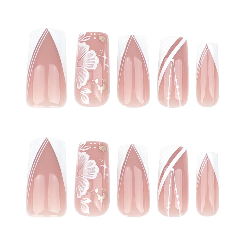 Artful Nail Art with Elegant Floral Design Stornfield