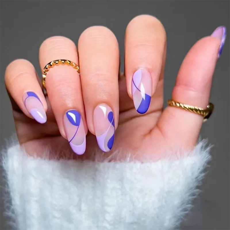 Artistic Nail Art with Elegant Color Gradients Stornfield