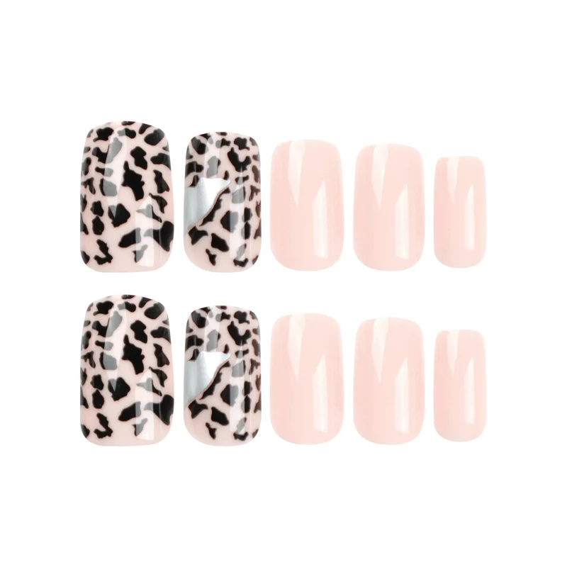 Artful Nail Art with Elegant Animal Design Stornfield