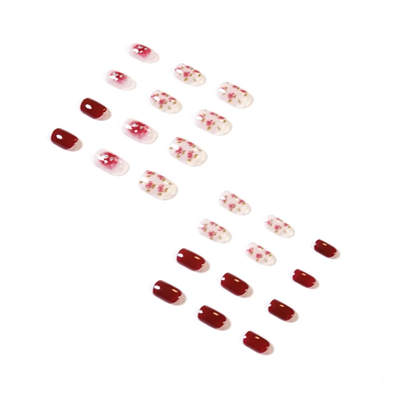 Artful nail art with elegant floral design Stornfield