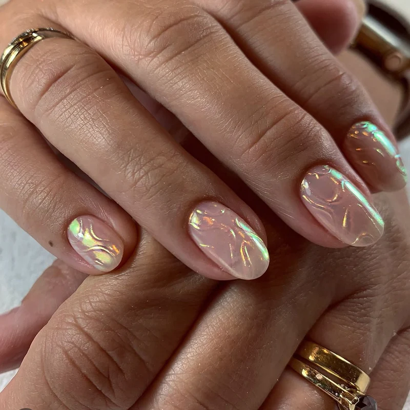 Artful nail art with unique holographic surface Stornfield