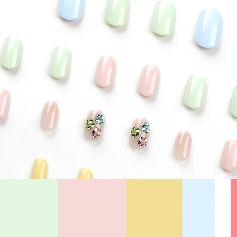 Artful Nail Art with Flower Decorations Stornfield