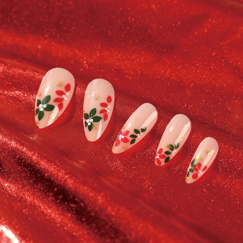 Artful Nail Art with Floral Accents Stornfield