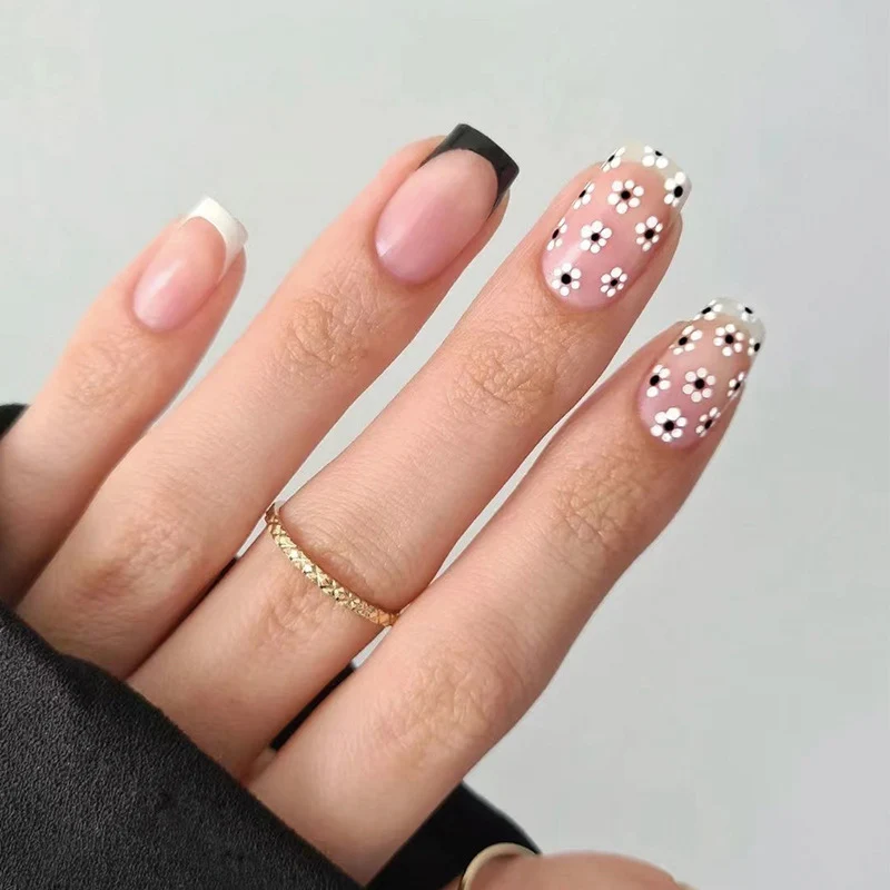 Artful Nail Art with Flower Design Stornfield