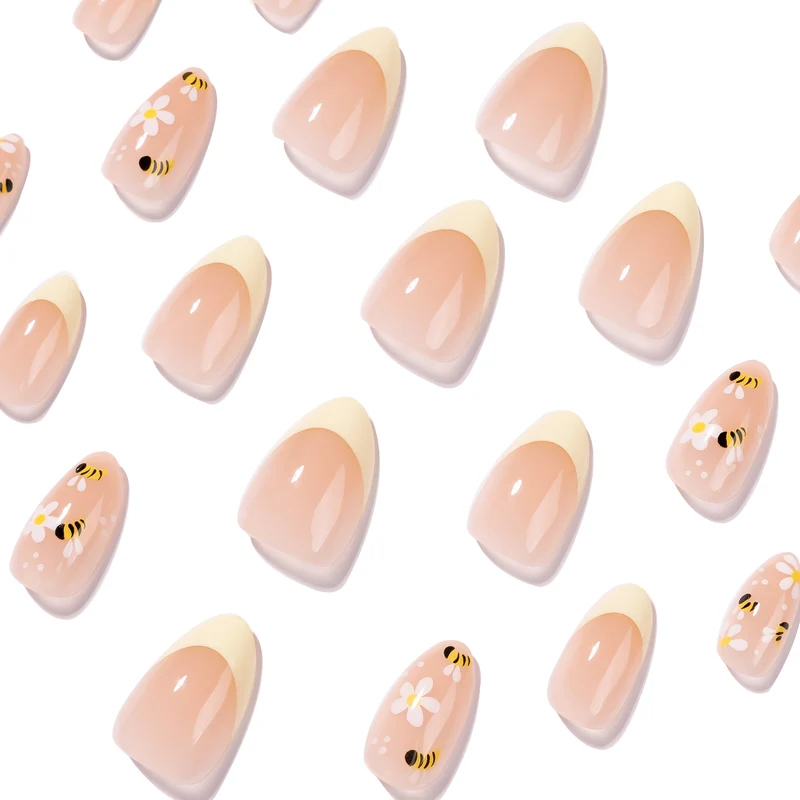 Artful Nail Art with Bee and Flower Design Stornfield