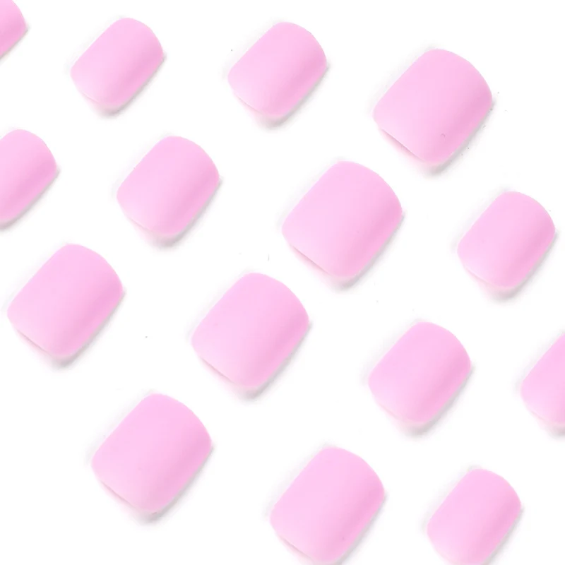 Artistic gel nails with matte finish Stornfield