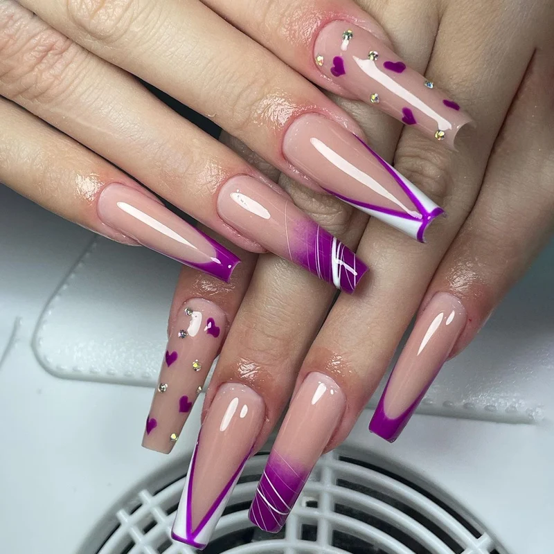 Artistic Gel Nails with Hearts and Gradient Stornfield