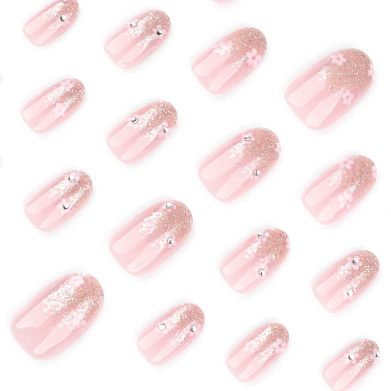 Artful gel nails with sparkling accents Stornfield