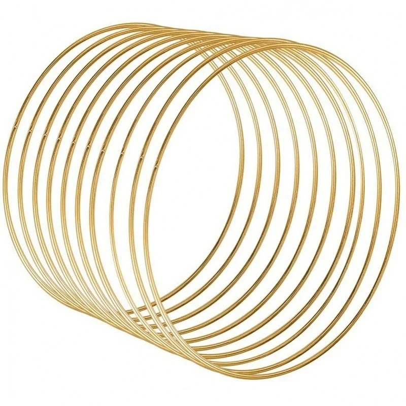 Moderne Creolen Karnz