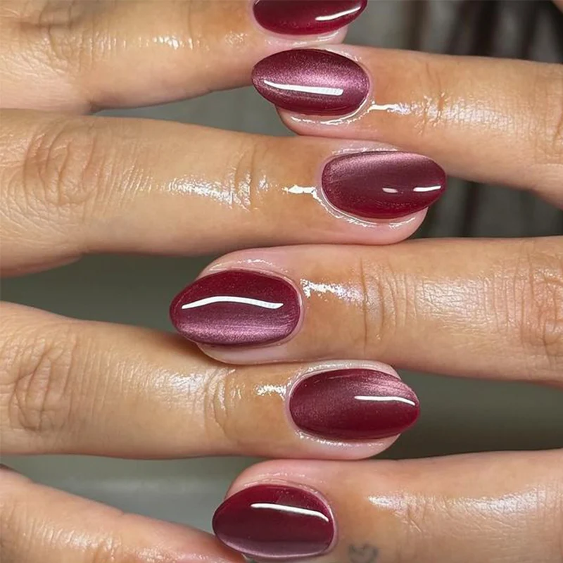 Artful Gel Nails in Elegant High Gloss Finish Stornfield