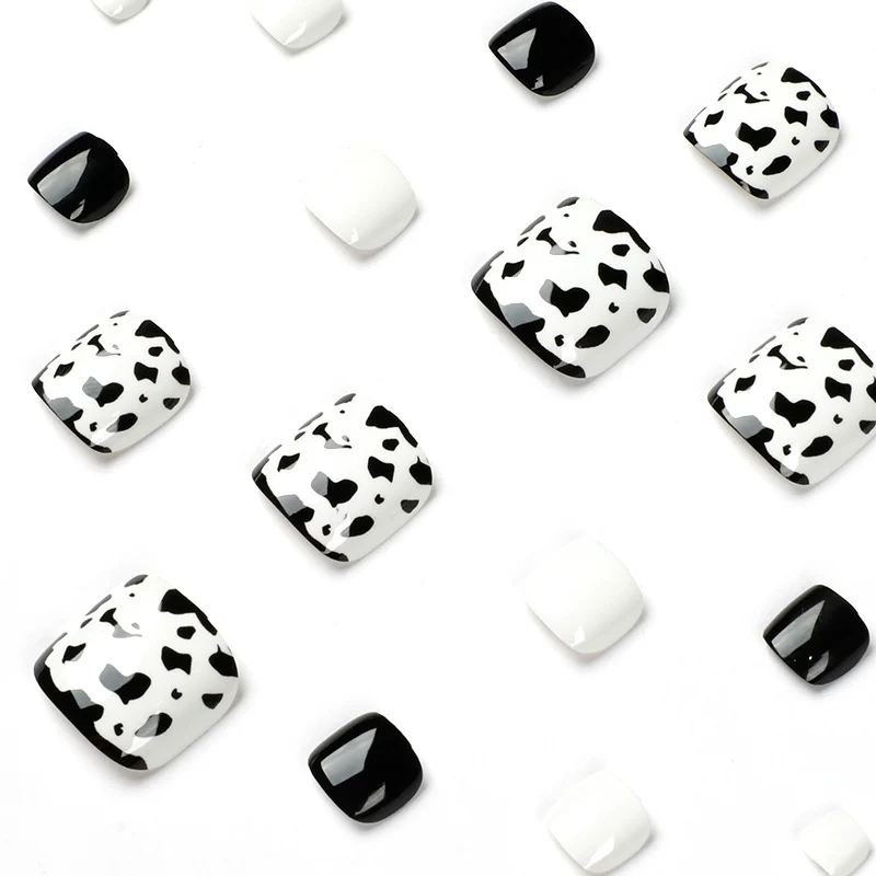 Artful toenail extensions with modern animal pattern Stornfield