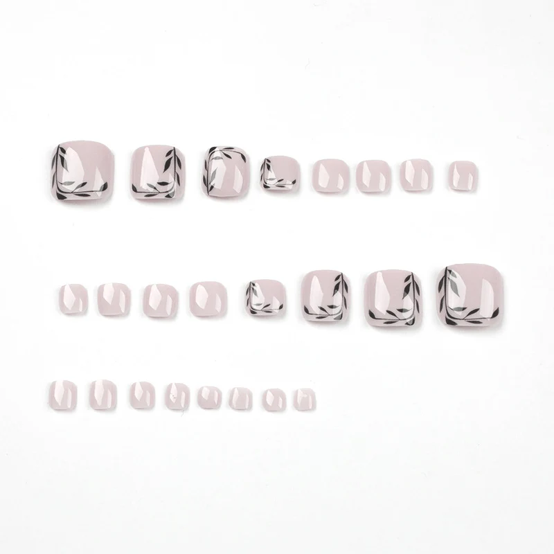 Artful toenail art with delicate leaf motifs Stornfield