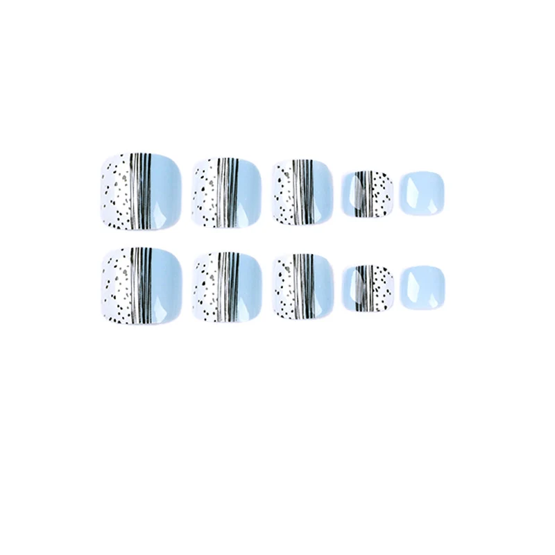 Artful nail art with modern graphics Stornfield