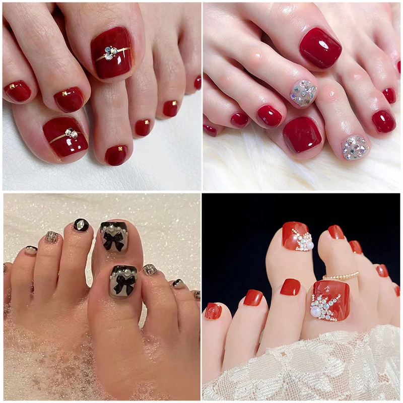 Artful toenail art with glitter and geometric accents Stornfield
