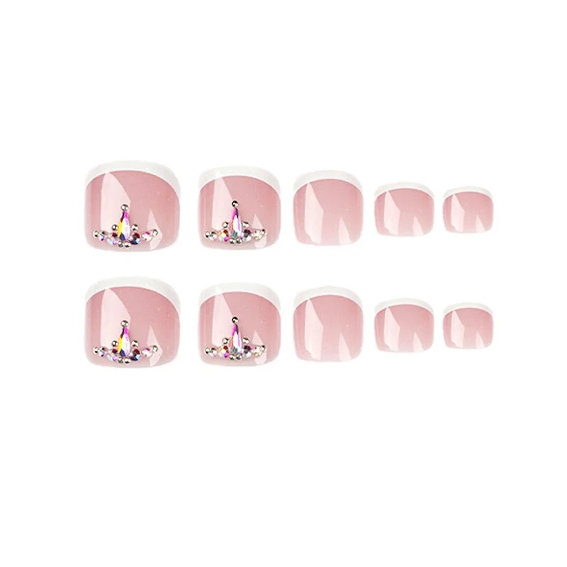 Artful toenail art with glitter and geometric accents Stornfield
