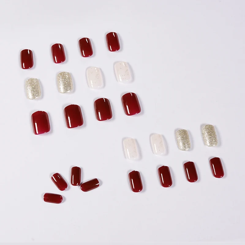 Elegante und luxuriöse Nagelkunst Karnz