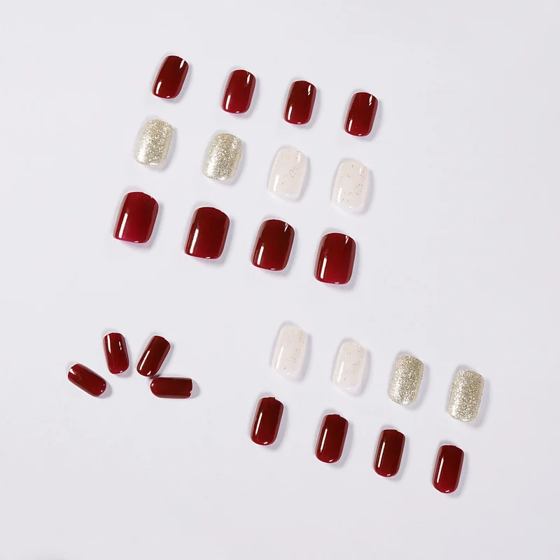 Elegante und luxuriöse Nagelkunst Karnz