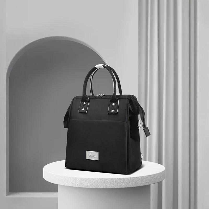 Versatile Travel Tote Stornfield