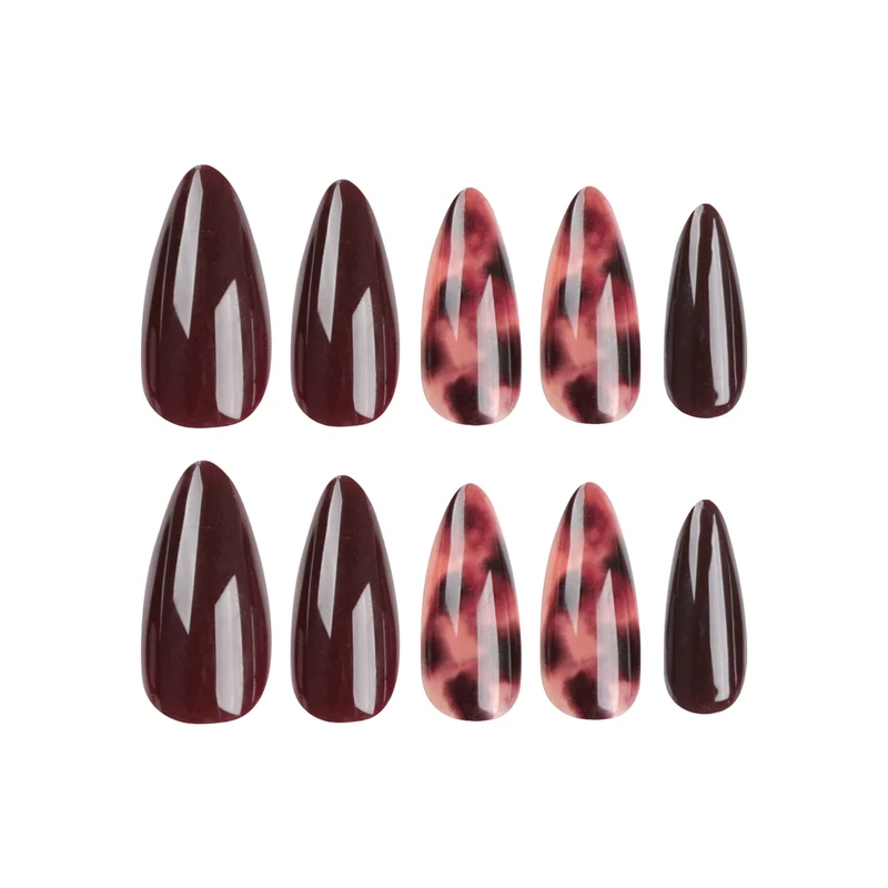 Elegante Stiletto-Nägel mit tierischem Design Karnz